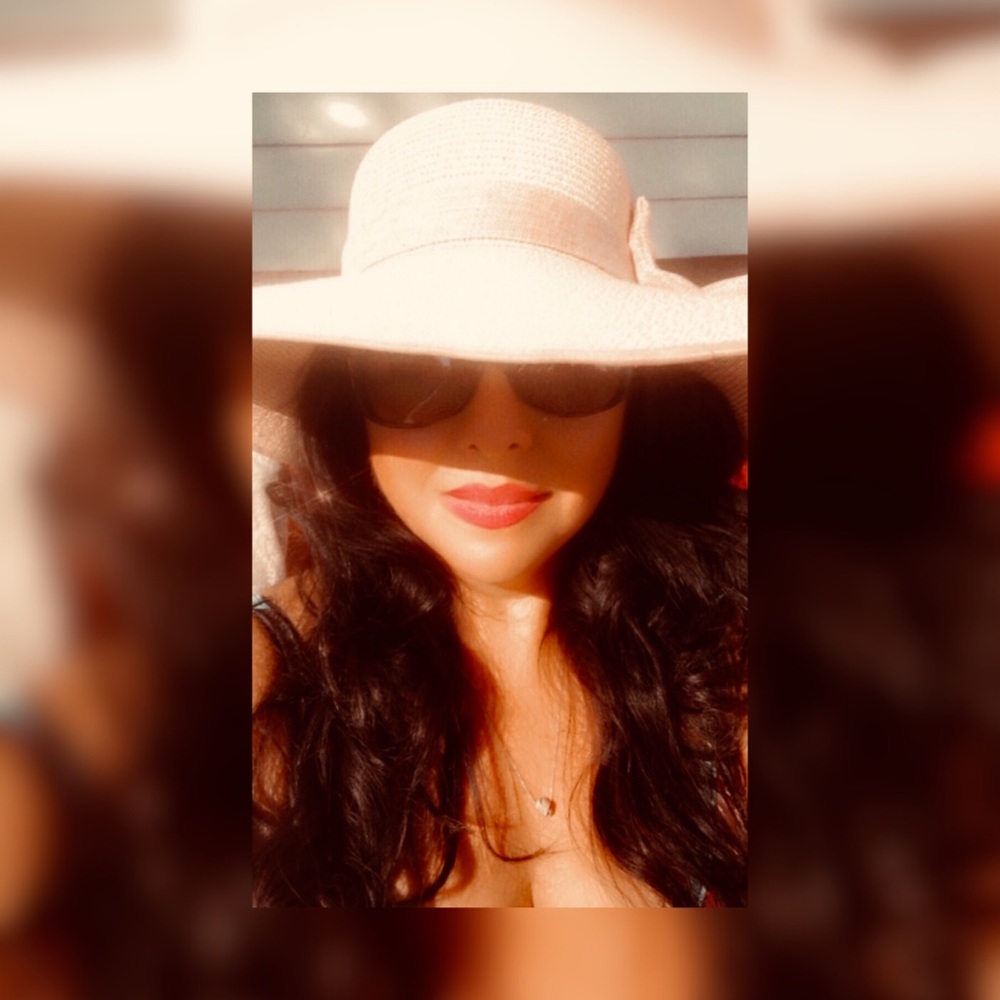 Meet your Posher, Yvonne